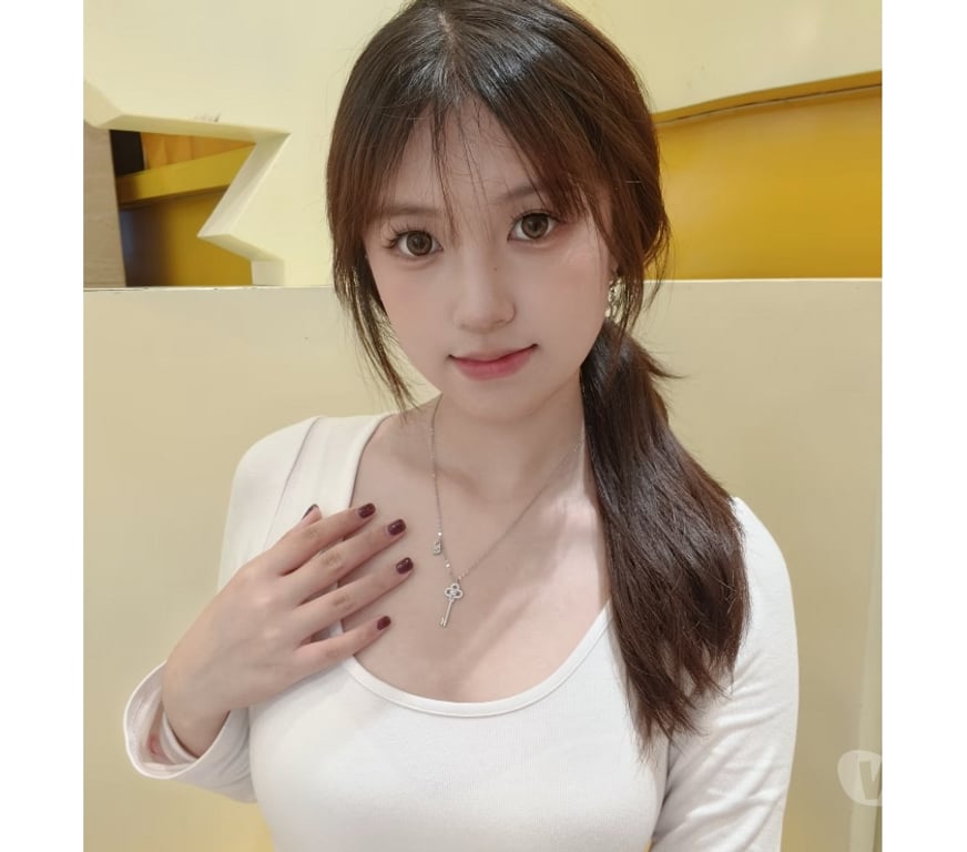 Escorts Warrington Warrington Town Centre - Warrington - Photos for 🔥🔥🔥Asian Escorts VIP. Full Service