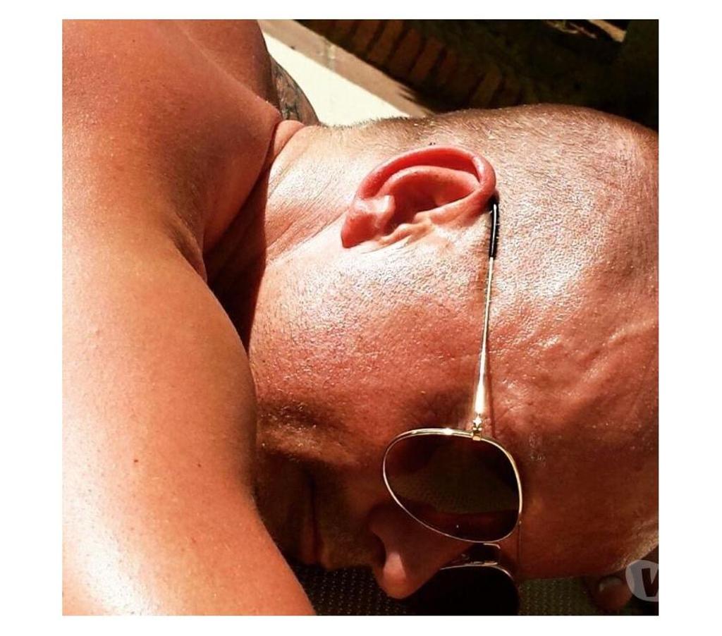  Gay massage Hampshire Eastleigh - Photos for very professional guy