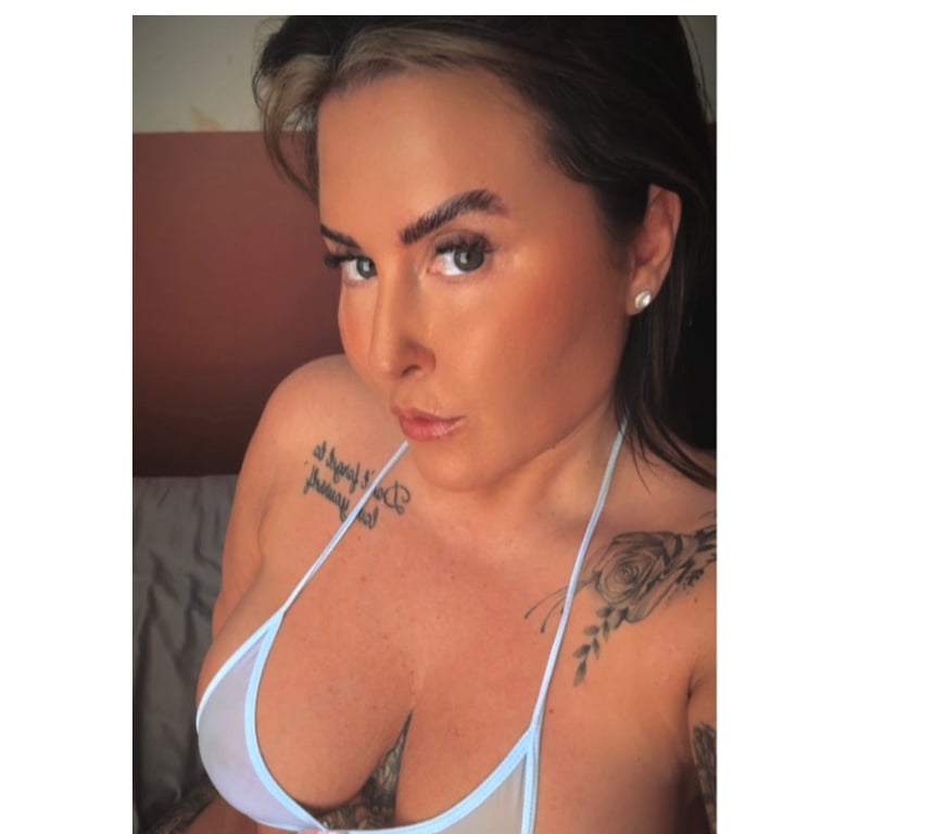 Escorts East London Canary Wharf - East London - Photos for 🔥 SCOTTISH Brunette with a wild side 🔥