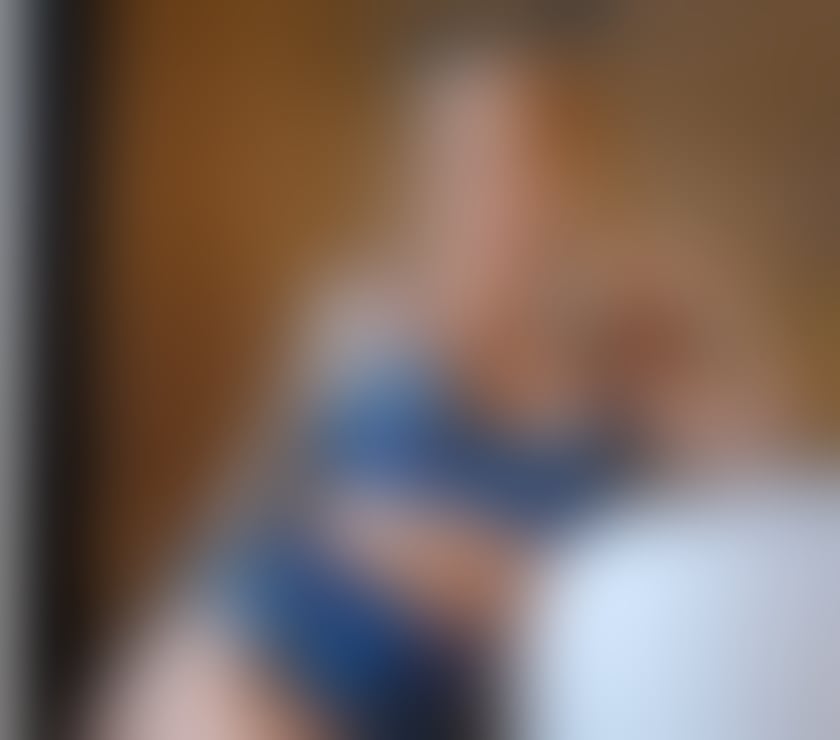 Escorts Buckinghamshire Milton Keynes - Photos for SENSUAL MASSAGE WITH POLISH MATURE WOMEN. ONLY TEXT *