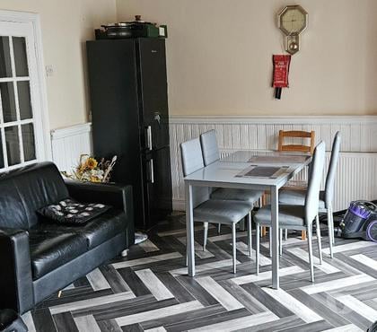Flatshare - Rooms to rent Leagrave Luton - Photos for Large double room close to L&D hospital