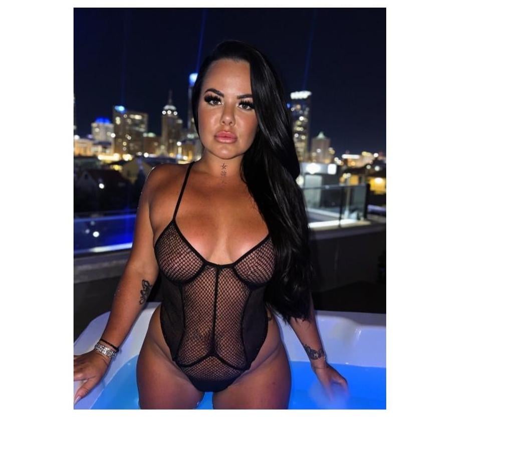 Escorts South East London Greenwich - South East London - Photos for 😈EX STRIPPER😈JUICY CURVY NATURAL ASS 🍑