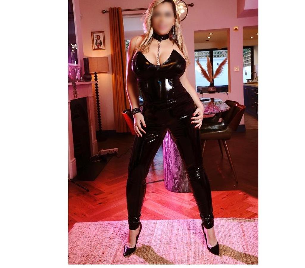 Escorts North London Finchley - North London - Photos for Alissa Stunning Blonde Latina Finchley