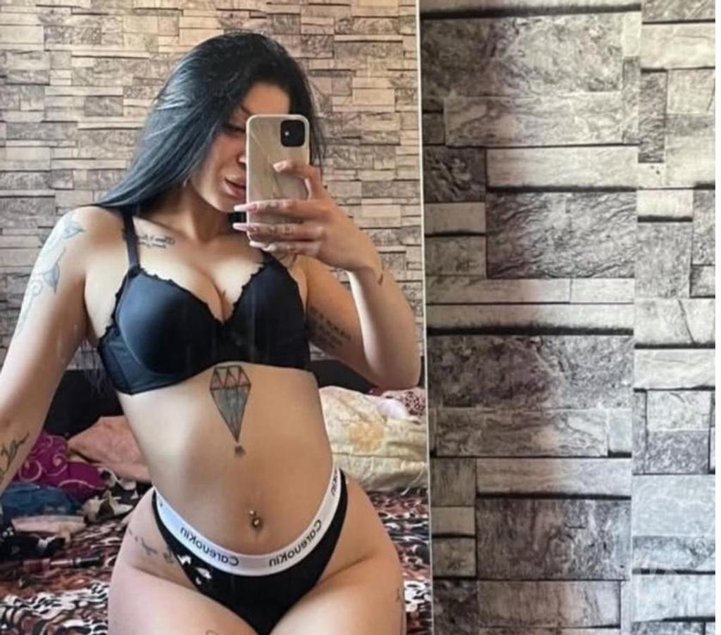 Escorts North London Finchley - North London - Photos for New in town best baby outcall only