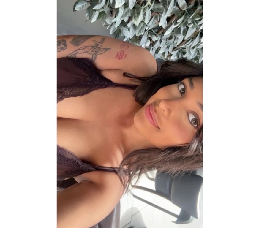 Escorts West Yorkshire Leeds - Photos for 🍒NAUGHTY LARA🔝PARTY GIRL 🍾🥂