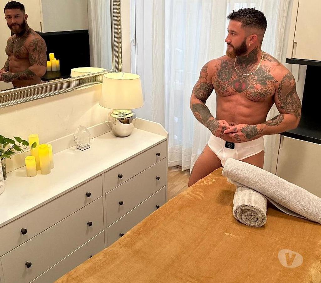 Escorts South East London Elephant & Castle Station - South East London - Photos for HUGE PROMO OFFERS 🤩😍