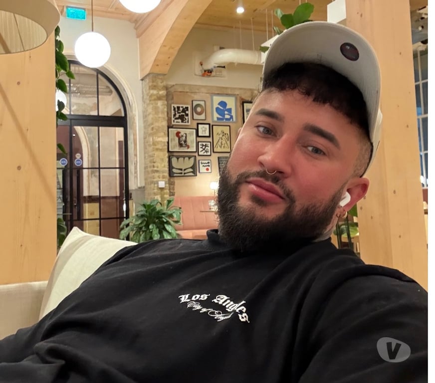 Escorts South East London Elephant & Castle Station - South East London - Photos for FINAL DAYS IN LONDON! 🤭