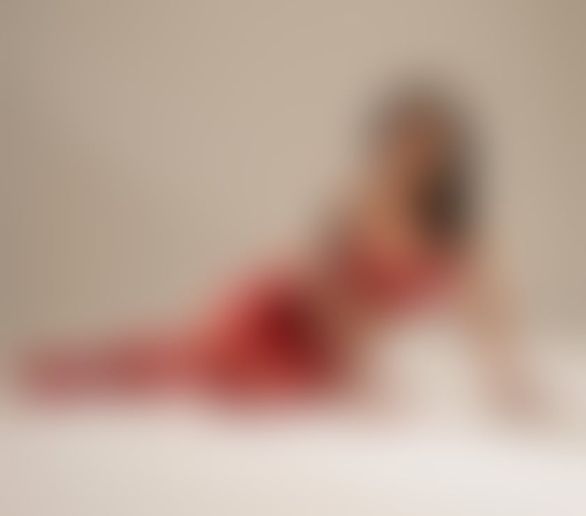 Escorts West London Barons Court Station - West London - Photos for CHANEL 🇧🇷 SEXY GF AND PARTY GIRL 🎉🥳🔥