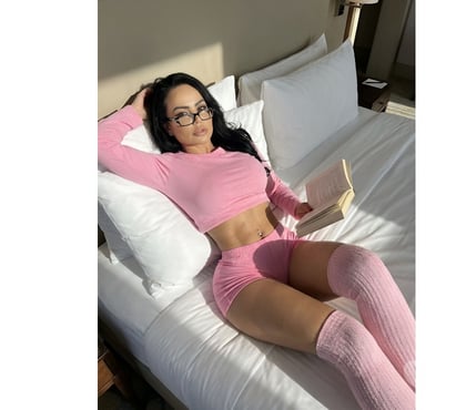 Escorts Barons Court Station West London - Photos for CHANEL 🇧🇷 SEXY GF AND PARTY GIRL 🎉🥳🔥