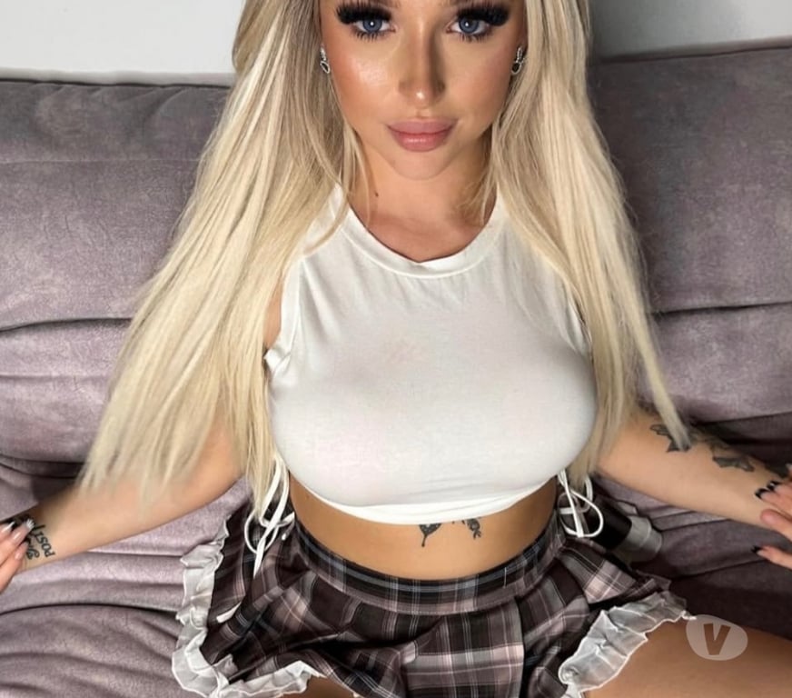 Adult Entertainment West Yorkshire Leeds - Photos for Wow , wow sexy baby ❤️❤️❤️
