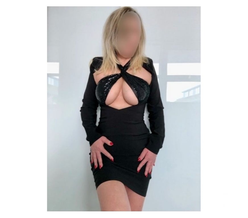 Escorts West London Hillingdon - Photos for Sexy Sabrina xxx