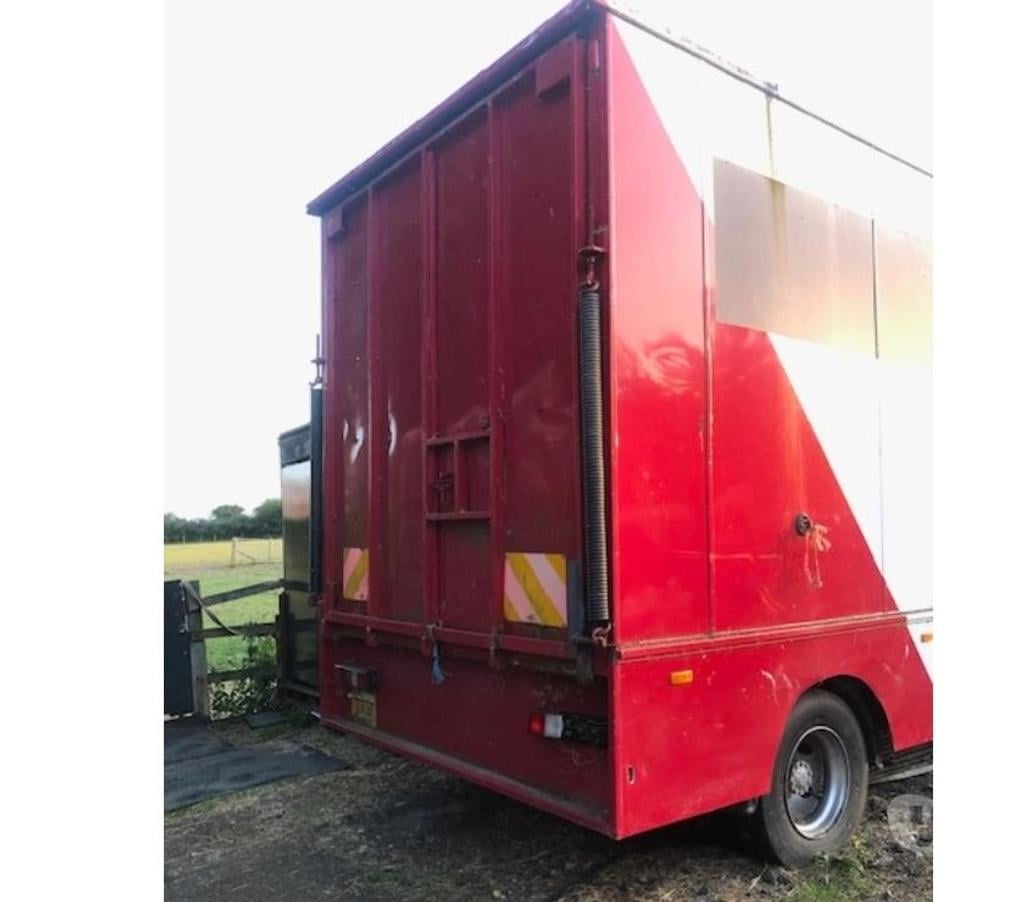 secondhand caravans Essex Maldon - Photos for Renault, 1992, 5985 (cc) Horsebox. for Renovation.