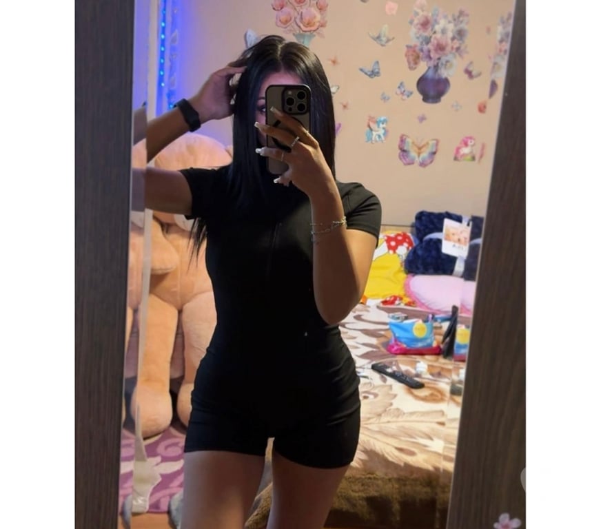 Escorts North West London Harrow - Photos for NEW SEXY BRUNETTE HARROW-NAUGHTY&HORNY 😍