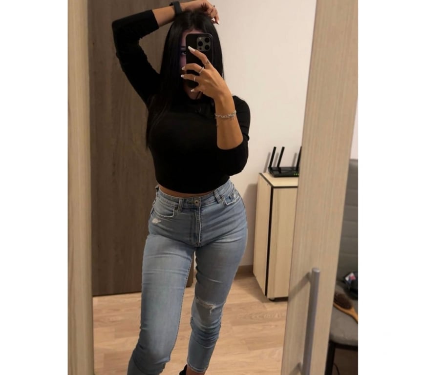 Escorts North West London Harrow - Photos for NEW SEXY BRUNETTE HARROW-NAUGHTY&HORNY 😍