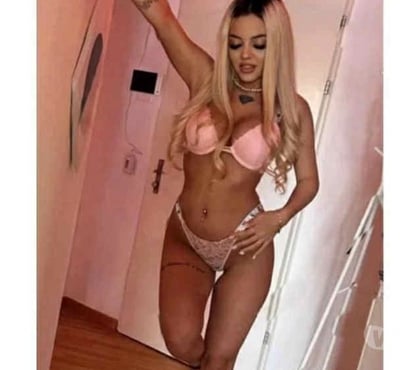Escort London Gatwick Airport Crawley - Photos for My name it’s Joana 🥰🥰😘😘🌹🌷🌹