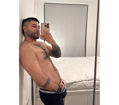 Photos for COLOMBIAN GUY🇨🇴😈🔥 07351736785