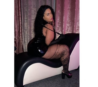 Escorts Glasgow City Centre Glasgow - Photos for Lis BIG ASS New beautiful Latina 🍑 party 24 7 G1