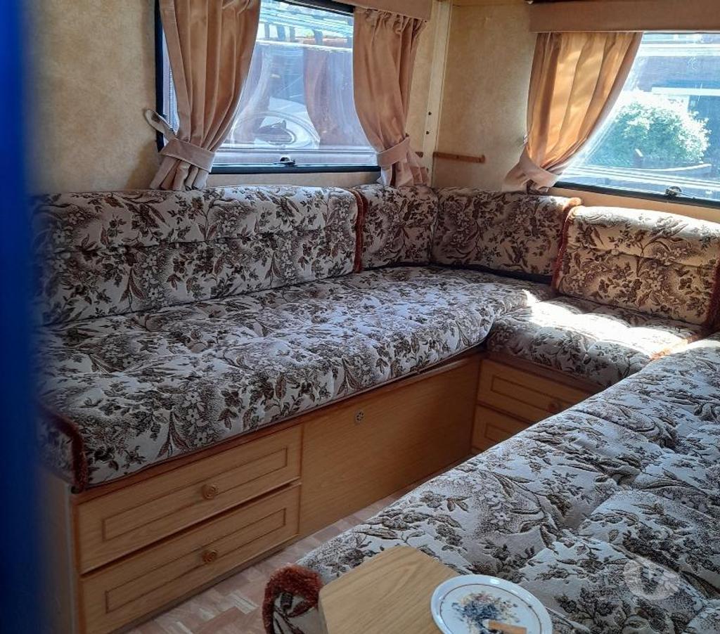 secondhand caravans West Midlands Birmingham - Photos for Gobur folding caravan