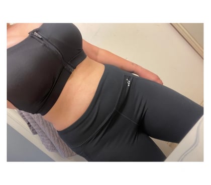  Escorts Birkenhead Wirral - Photos for Sweet and Playful