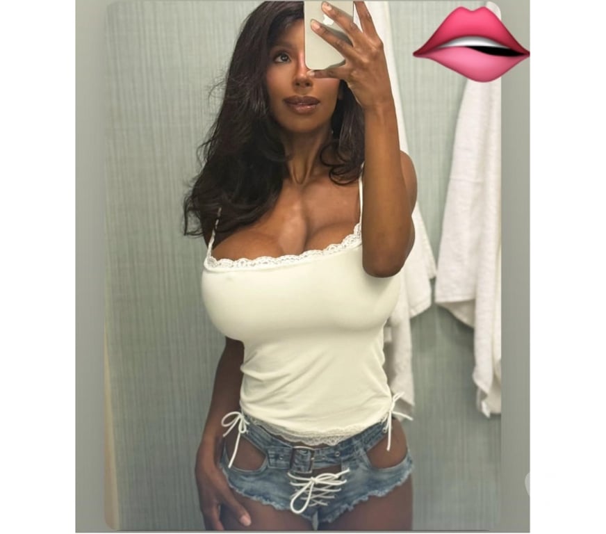 Escorts South West London Kingston upon Thames - Photos for 🔥THE HOTTELST CUBAN🫦 LADY OF ALL KINGSTON