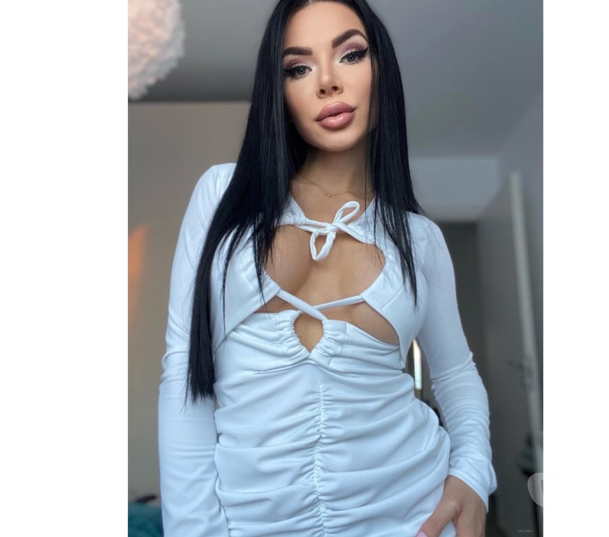 Escorts South West London Kingston upon Thames - Photos for Just 1 week🔥real girl🔥naughty🔥party🔥in&out