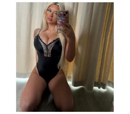  Escorts Worthing Town Centre Worthing - Photos for 🍷ONLY OUTCAL 🍷Melisa New end town party girlls❗️