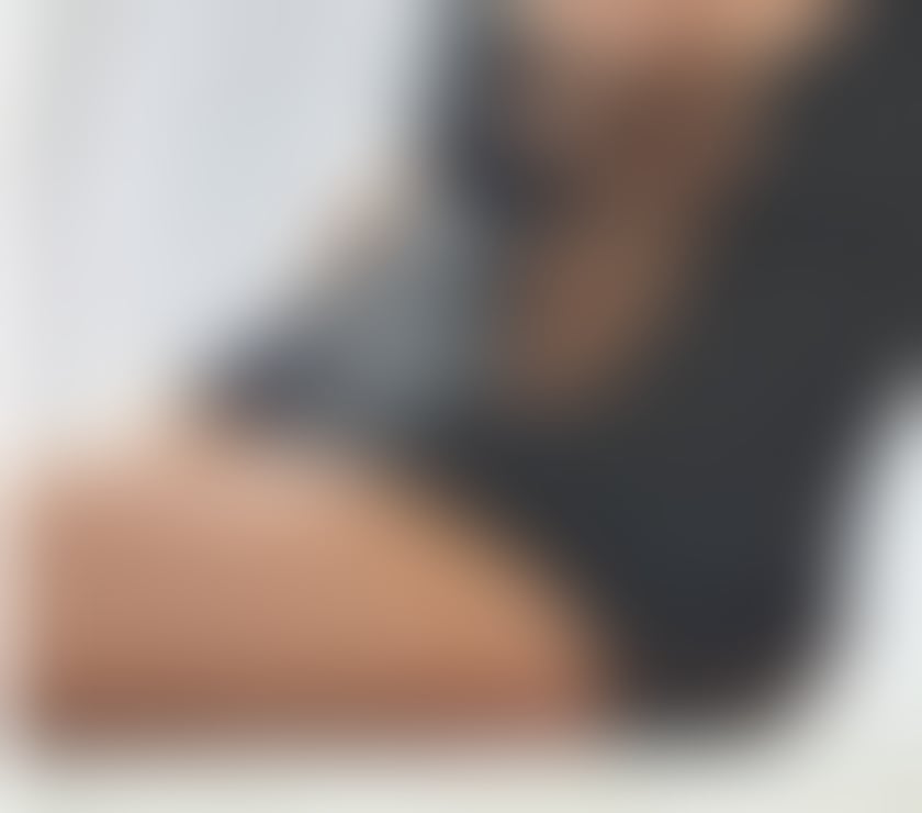 Escorts & Erotic Massage Blandford Forum Dorset - Photos for Sarah's Tender Hands - Availability 9th-14th Oct