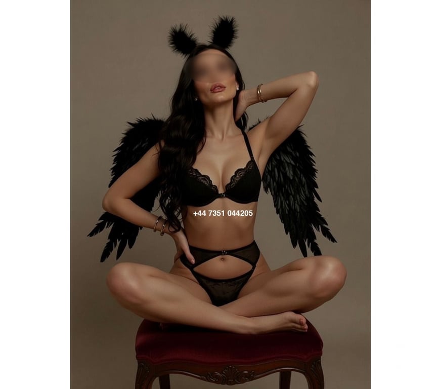 Escorts South East London Bromley - Photos for Party girl SERENA ONLY FOR 10days , in& out ❤️🤤