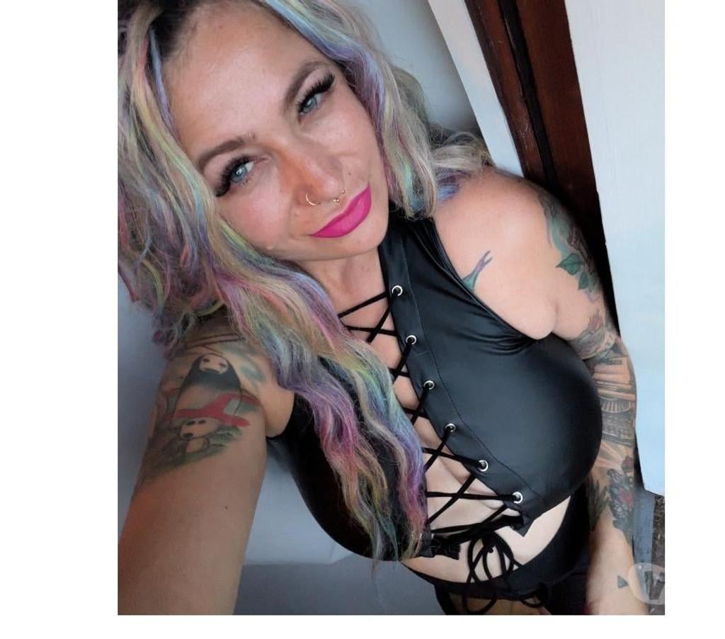 Escorts East Sussex Brighton - Photos for Cuuurvy, delicious Angie 😍🦄 Treat yourself, boo ❤️