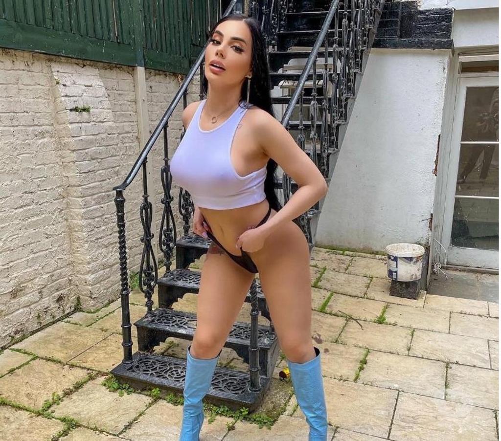 Escorts Glasgow Glasgow City Centre - Glasgow - Photos for Júlia Hot Brazilian 🇧🇷🔥 A LEVEL INCLUDES