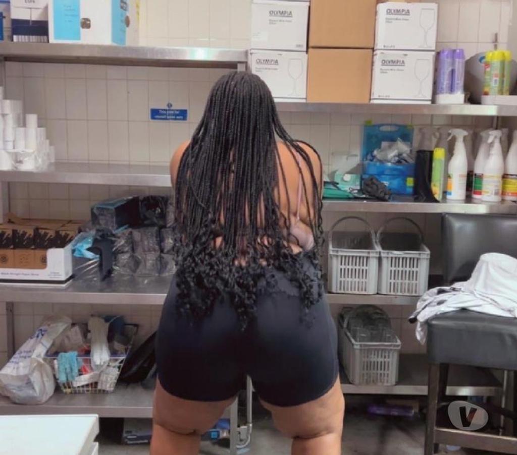 Escorts West Midlands Birmingham - Photos for Massage,chilling and relaxation