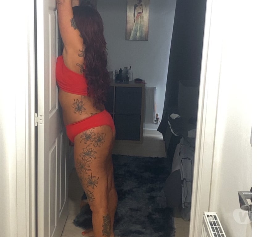 Escorts West Midlands Sandwell - Photos for hot red head looking for fun