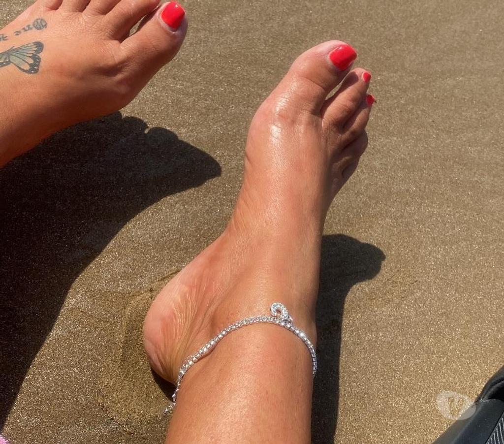 Escorts West Midlands Sandwell - Photos for hot red head looking for fun