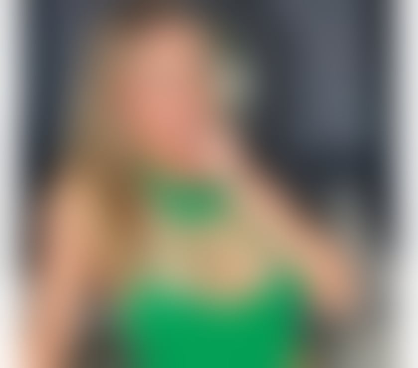 Escorts West Yorkshire Kirklees - Photos for New in town,best services