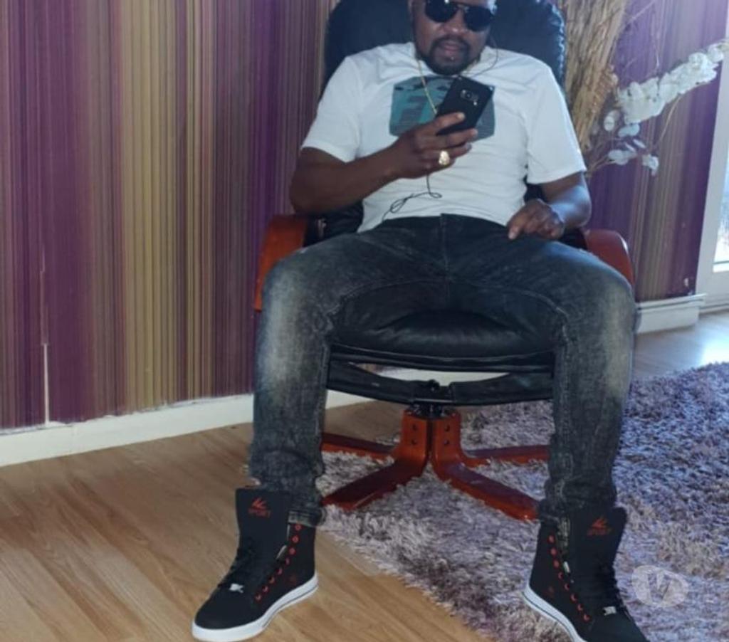 Escorts West Sussex Crawley - Photos for Black west African at your service!