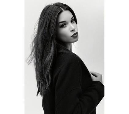 Transsexual Escorts Neasden North West London - Photos for SEXY Tgirl 😘😉 Big bumm and a surprise ☺️😏