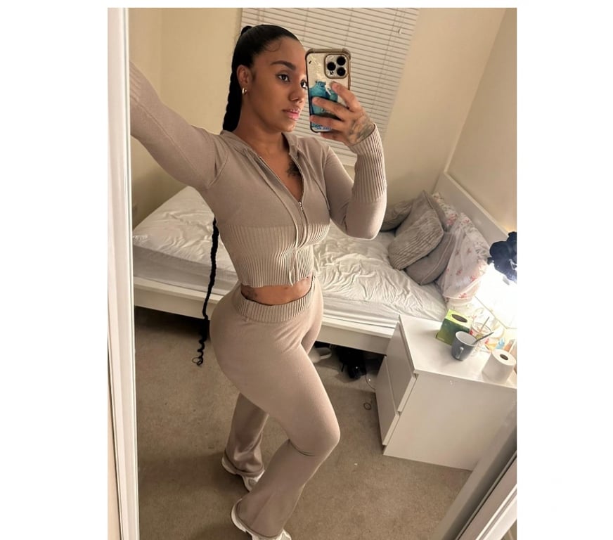 Escorts South East London Bromley - Photos for ❣ 🍭PETITE💜NEW REAL💜PARTY💜❣ 💥 PARTY GIRL