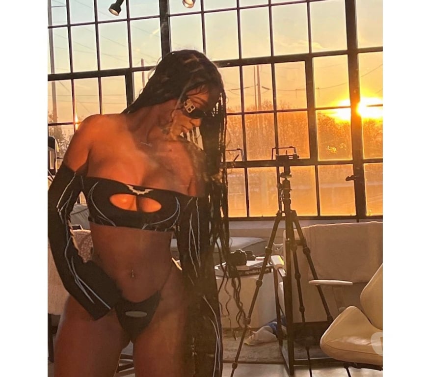 Escorts South East London Bromley - Photos for ❣ 🍭PETITE💜NEW REAL💜PARTY💜❣ 💥 PARTY GIRL