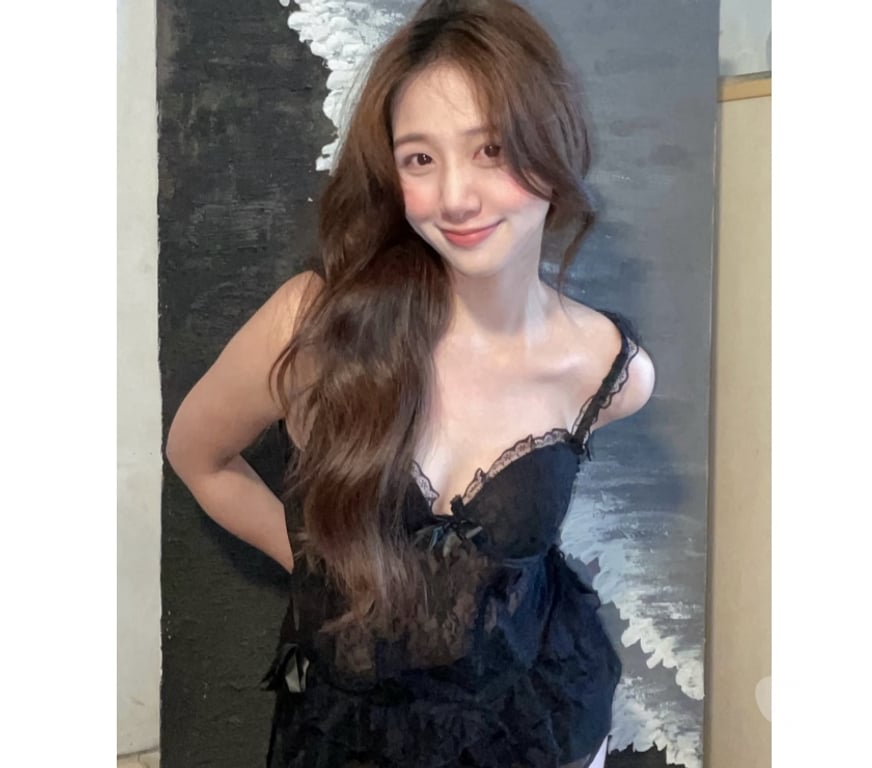 Escorts Lancashire Blackburn with Darwen - Photos for B2B massage 💥hot oil service💥Asia's first