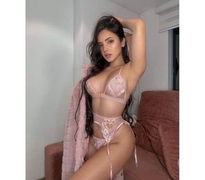 Escorts Hounslow Town Centre Hounslow - Photos for JULIA 100% REAL Hot Brazilian 🥵🇧🇷