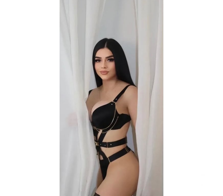 Escorts Surrey Spelthorne - Photos for Bella🫦Party girl🥂Best Owo💋Real Escort 👅