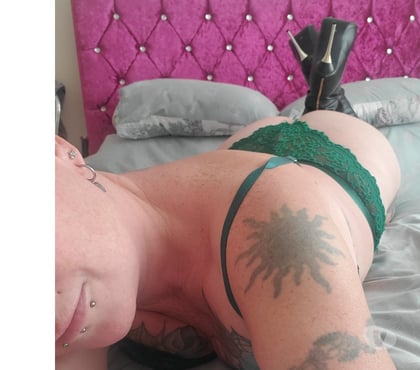 Escorts Darlington Town Centre Darlington - Photos for Independent Tattooed 51yr old Lady GFE DFK OWO