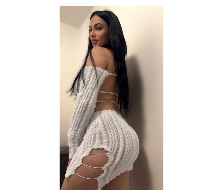 Escorts West Midlands Birmingham - Photos for Tania party lady