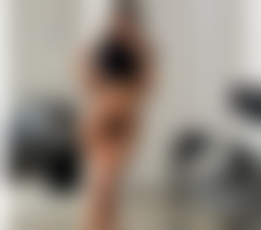  Escorts & Erotic Massage Deal Dover - Photos for Best girl in you re town 🤩🥰