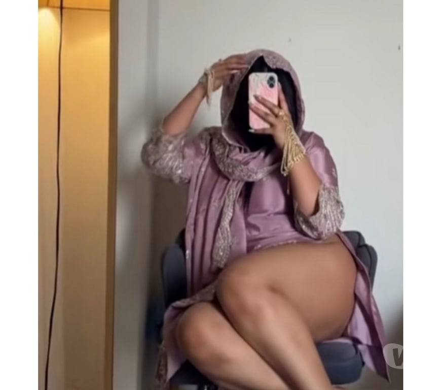 Escorts West Yorkshire Bradford - Photos for BUSTY Pakistani 🍭 MISS KHAN🇵🇰 😛