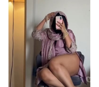 Escorts Bradford City Centre Bradford - Photos for BUSTY Pakistani 🍭 MISS KHAN🇵🇰 😛