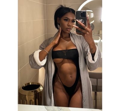  Escorts & Erotic Massage Edinburgh Edinburgh - Photos for JULIA PARTY BRAZILIAN NO RUSH - AVAILABLE FOR YOU 🔥