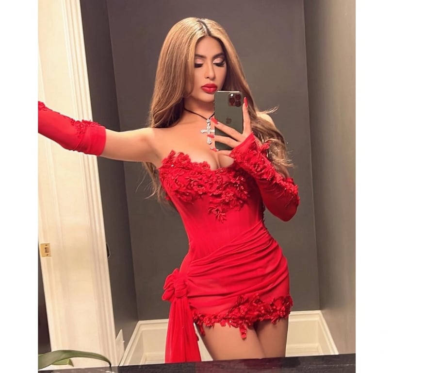 Escorts West Yorkshire Kirklees - Photos for TS BRITISH INDIAN AMELIA - VISITING HUDDERSFIELD - HD1