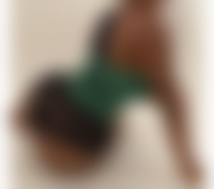 Escorts Norfolk Norwich - Photos for 36F Curvy Busty Ebony Masseuse