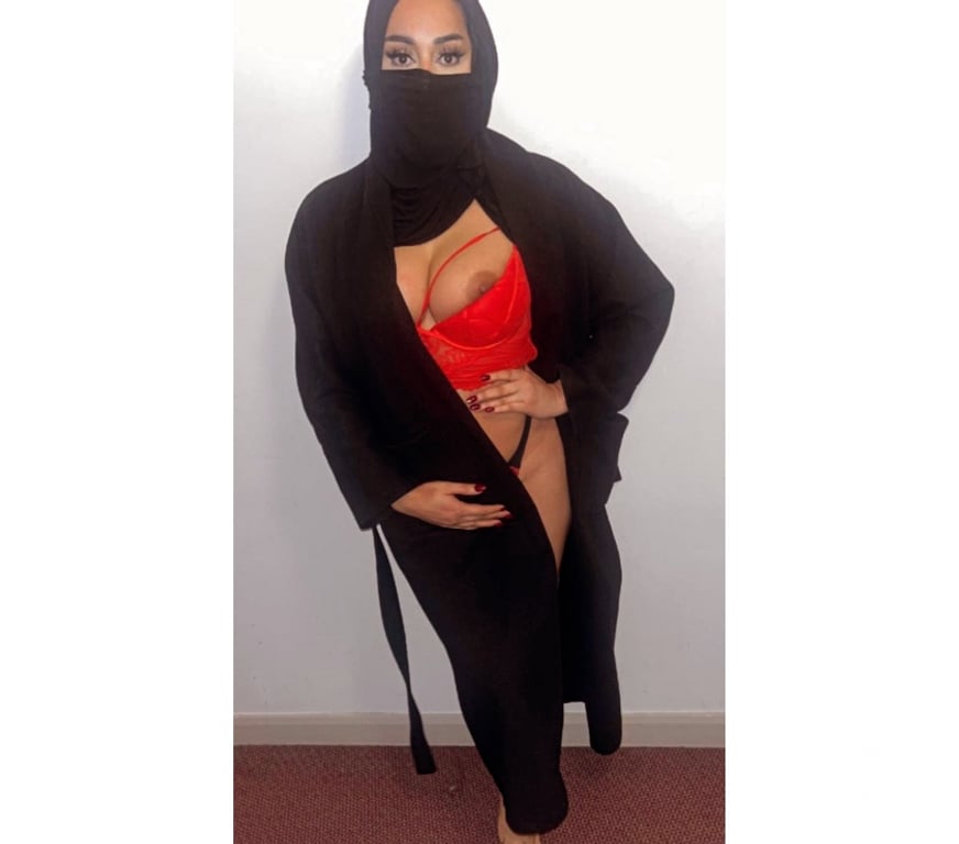 Escorts West London Hillingdon - Photos for BRITISH BORN PAKI ZARA KHAN